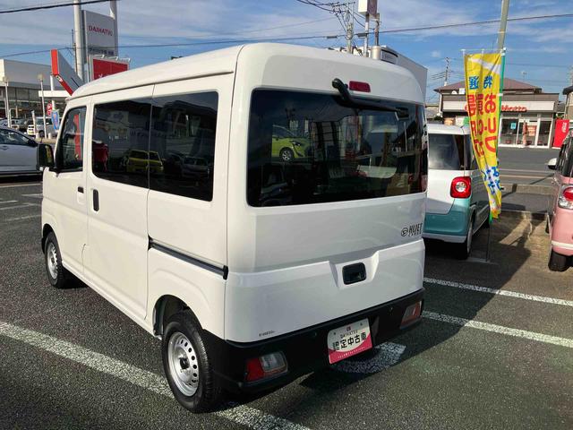 ハイゼットカーゴ DX キーレスエントリー/ハロゲンヘッドライト/スマートアシスト/パワーウインドウ/スモークガラス/AMラジオ/エアコン/パワーステアリング/エアバック(7枚目)