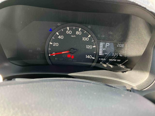 ハイゼットカーゴ DX キーレスエントリー/ハロゲンヘッドライト/スマートアシスト/パワーウインドウ/スモークガラス/AMラジオ/エアコン/パワーステアリング/エアバック(9枚目)