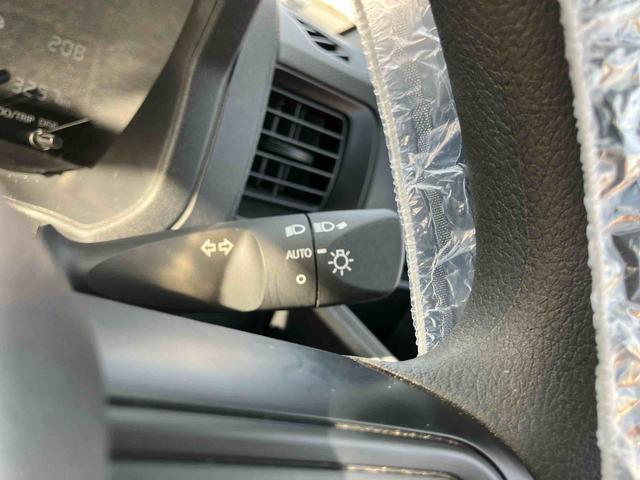 ハイゼットカーゴ DX キーレスエントリー/ハロゲンヘッドライト/スマートアシスト/パワーウインドウ/スモークガラス/AMラジオ/エアコン/パワーステアリング/エアバック(15枚目)