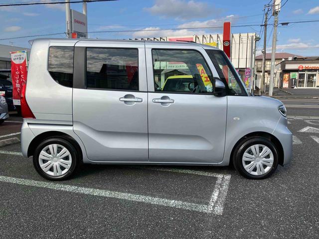 タント L キーフリーシステム/ラバーマット/パワーウインドウ/プッシュスターター/オートエアコン/バックカメラ/ステアリングスイッチ/LEDヘッドライト/オートライト(5枚目)