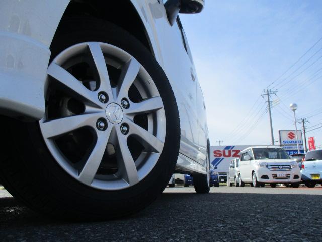 ハイブリッドXS フルセグTVナビ DVD再生 Bluetooth接続 試乗車 クリアランスソナー 全方位カメラ バックカメラ シートヒーター アイドリングストップ オートエアコン 運転席シートヒーター ドラレコ(9枚目)