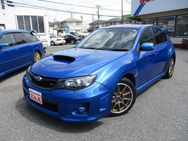 ＷＲＸ　ＳＴＩ　Ａライン　４ＷＤ　ＥＴＣ　オートクルーズコントロール　アルミホイール　ＨＩＤ　パワーシート　スマートキー　電動格納ミラー　ＡＴ　盗難防止システム　衝突安全ボディ　ＡＢＳ　ＥＳＣ　ＣＤ　エアコン(31枚目)