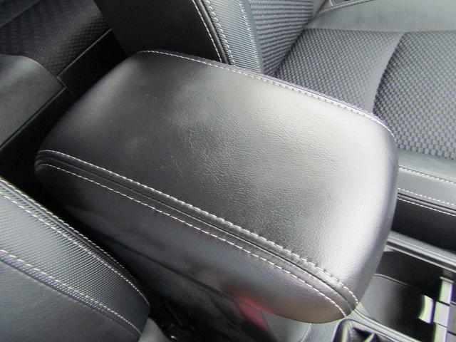 2.0XT アイサイト アドバンテージライン サイバーナビ CD/DVD再生 BTオーディオ 地デジ 1オーナー車 アイサイトVer3.0 ハーフレザーシート スマートキー Bカメラ シートヒーター 電動シート LEDライト(52枚目)