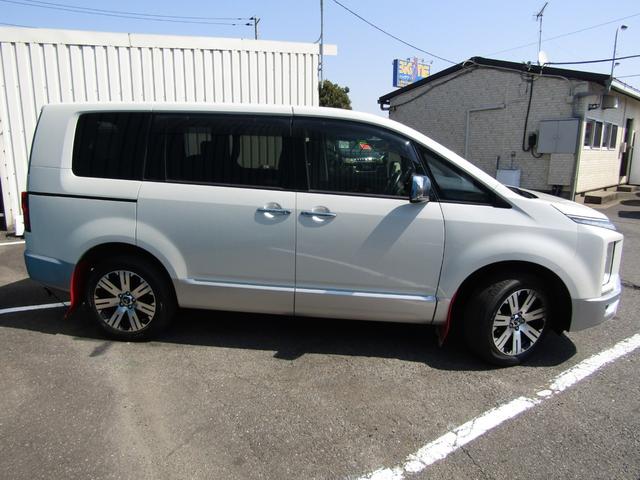 デリカＤ：５ Ｐ　アルパイン１１型フローティングＢＩＧＸ　ＣＤ／ＤＶＤ再生　ＢＴオーディオ　地デジ　両パワスラ　アラウンドビューモニター　後席フリップダウンモニター　ｅアシスト　エレクトリックテール　ＬＥＤライト（22枚目）