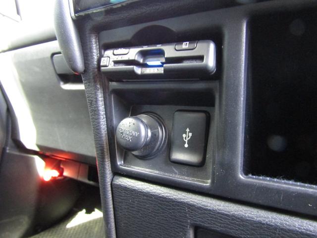 デリカＤ：５ Ｐ　１０型メモリナビ　ＣＤ／ＤＶＤ再生　ＢＴオーディオ　地デジ　両パワスラ　アラウンドビューモニター　エレクトリックテール　ｅアシスト　ヒーター付き電動シート　ＥＴＣ　ＬＥＤヘッドライト（49枚目）