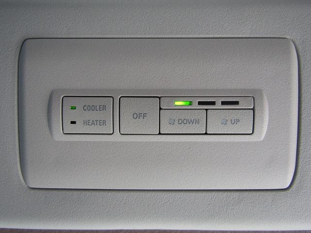 デリカＤ：５ Ｐ　１０型メモリナビ　ＣＤ／ＤＶＤ再生　ＢＴオーディオ　地デジ　両パワスラ　アラウンドビューモニター　エレクトリックテール　ｅアシスト　ヒーター付き電動シート　ＥＴＣ　ＬＥＤヘッドライト（59枚目）