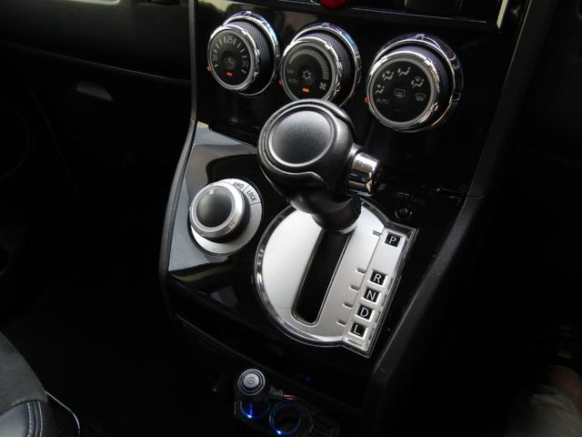 デリカＤ：５ シャモニー　１０周年記念車　アルパイン９型ＢＩＧＸ　ＣＤ／ＤＶＤ再生　ＢＴオーディオ　地デジ　両パワスラ　フリップダウンモニター　バックカメラ　専用ハーフレザー　専用クローム１８ＡＷ　ＥＴＣ　ヒーター付きＰシート（41枚目）