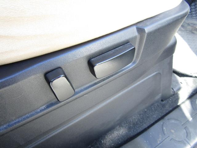 デリカＤ：５ Ｐ　１０型メモリナビ　ＣＤ／ＤＶＤ再生　ＢＴオーディオ　地デジ　両パワスラ　アラウンドビューモニター　オートステップ　エレクトリックテールゲート　ヒーター付き電動シート　ｅアシスト　ＥＴＣ（53枚目）