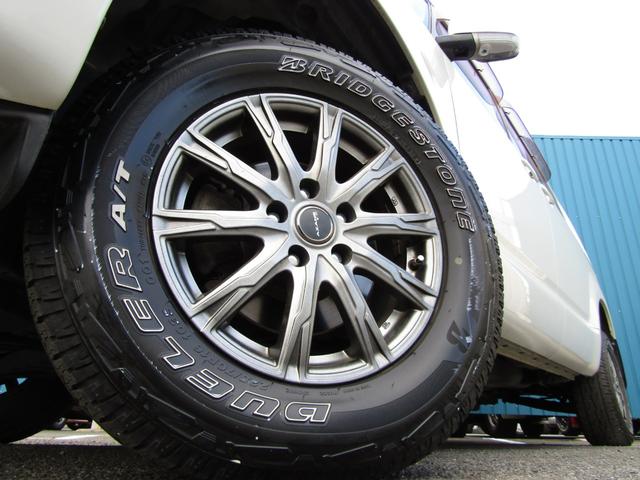 デリカＤ：５ Ｇ　パワーパッケージ　リフトＵＰカスタム　ストラーダ７型メモリナビ　ＣＤ／ＤＶＤ再生　ＢＴオーディオ　地デジ　電動スライドドア　バックカメラ　フロントチューブガード　社外１６インチＡＷ＋デューラー　ＥＴＣ（13枚目）