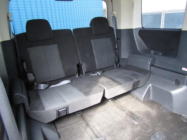 デリカＤ：５ Ｇ　パワーパッケージ　リフトＵＰカスタム　ストラーダ７型メモリナビ　ＣＤ／ＤＶＤ再生　ＢＴオーディオ　地デジ　電動スライドドア　バックカメラ　フロントチューブガード　社外１６インチＡＷ＋デューラー　ＥＴＣ（26枚目）