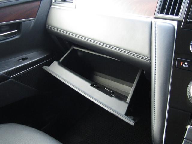 デリカＤ：５ Ｐ　１０．１型ナビ　ＣＤ／ＤＶＤ再生　ＢＴオーディオ　地デジ　両パワスラ　アラウンドビュー　エレクトリックテールゲート　ＥＴＣ　ＵＳＢ接続　ヒーター付き電動シート　ｅアシスト　ＬＥＤヘッドライト（51枚目）