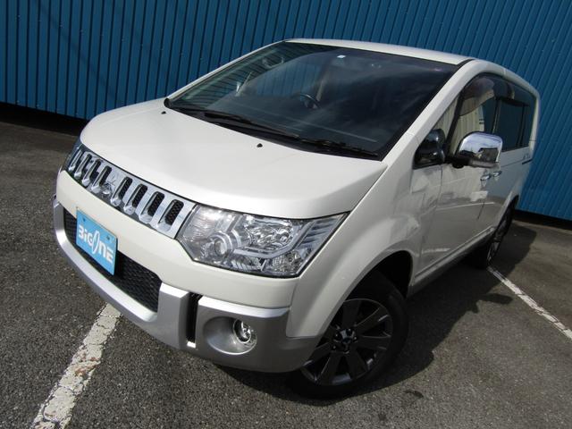 当社は自社工場にて整備を行いますので納車前の徹底的な整備により年式の古いお車でも安心してお乗り続けて頂くことができます。車検やオイル交換など軽整備まで当社サービススタッフになんでもお任せ下さい。