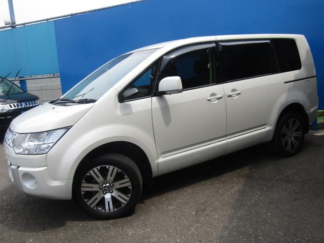 デリカＤ：５ Ｄ　パワーパッケージ　ケンウッド彩速ナビ　ＣＤ／ＤＶＤ再生　地デジ　両パワスラ　１オーナー車　ＥＴＣ　クルーズコントロール　ＨＩＤヘッドライト（12枚目）