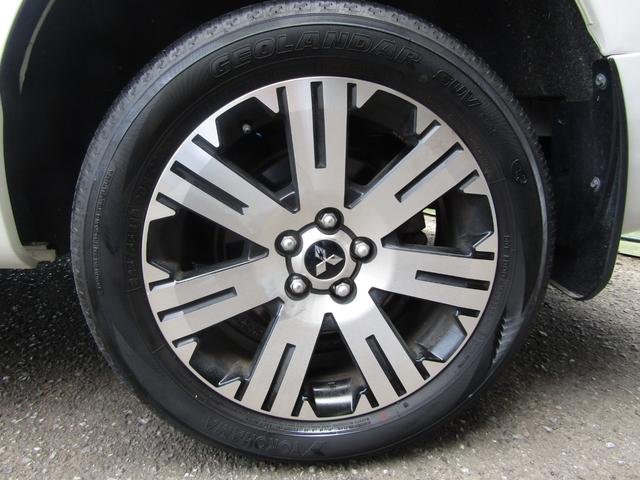 デリカＤ：５ Ｄ　パワーパッケージ　ケンウッド彩速ナビ　ＣＤ／ＤＶＤ再生　地デジ　両パワスラ　１オーナー車　ＥＴＣ　クルーズコントロール　ＨＩＤヘッドライト（16枚目）