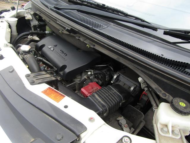 デリカＤ：５ Ｄ　パワーパッケージ　ケンウッド彩速ナビ　ＣＤ／ＤＶＤ再生　地デジ　両パワスラ　１オーナー車　ＥＴＣ　クルーズコントロール　ＨＩＤヘッドライト（25枚目）