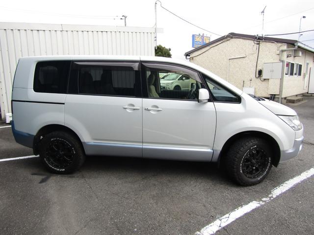 デリカＤ：５ Ｄ　パワーパッケージ　リフトＵＰカスタム　カロッツェリアサイバーナビ　ＣＤ／ＤＶＤ再生　ＢＴオーディオ　地デジ　両パワスラ　１６インチＭＫ４６＋グッドリッチＫｏ２　ＪＡＯＳ１インチキット　ＥＴＣ　クルーズコントロール（23枚目）