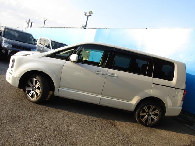 デリカD:5 G パワーパッケージ 10.1型メモリナビ CD/DVD再生 BTオーディオ 地デジ USB接続 両パワスラ アラウンドビューモニター エレクトリックテールゲート 後席フリップダウンモニター ヒーター付き電動シート(14枚目)