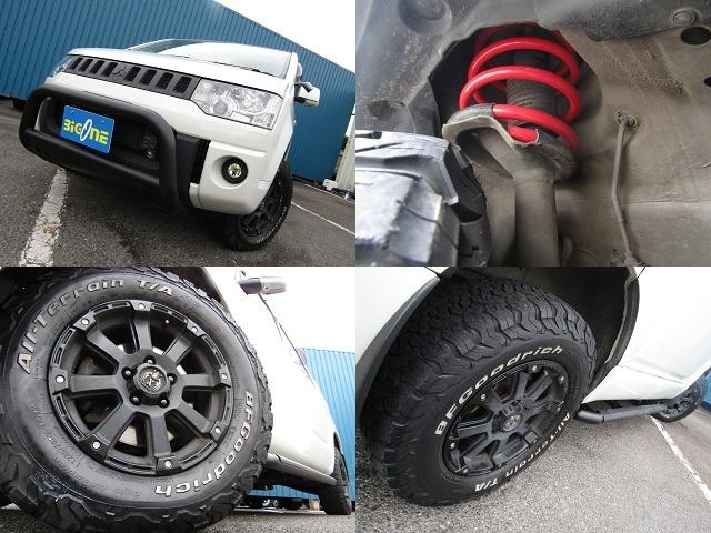 デリカＤ：５ Ｄ　パワーパッケージ　リフトＵＰカスタム　７人乗り　ストラーダ７型メモリナビ　ＢＴオーディオ　地デジ　両パワスラ　フリップダウンモニター　ＧｉギアＦプルバー　サイドステップ　ソリッドレーシング＋ジオランダー　ＥＴＣ（4枚目）