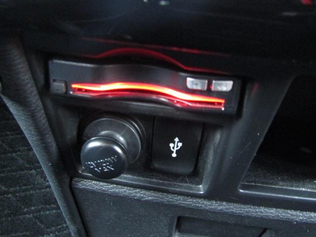 デリカＤ：５ Ｐ　１０．１型メモリナビ　ＣＤ／ＤＶＤ再生　ＢＴオーディオ　地デジ　両パワスラ　アラウンドビューモニター　エレクトリックテールゲート　ヒーター付き電動シート　ＥＴＣ　ＬＥＤライト　ｅアシスト（42枚目）