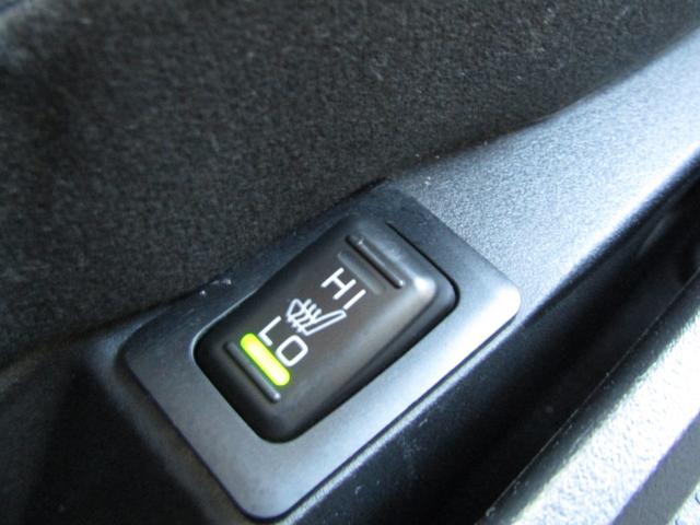 デリカＤ：５ Ｐ　１０．１型メモリナビ　ＣＤ／ＤＶＤ再生　ＢＴオーディオ　地デジ　両パワスラ　アラウンドビューモニター　エレクトリックテールゲート　ヒーター付き電動シート　ＥＴＣ　ＬＥＤライト　ｅアシスト（45枚目）