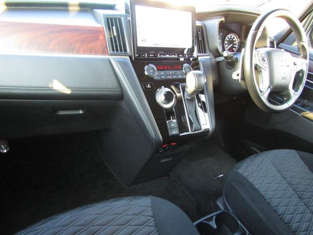 デリカＤ：５ Ｐ　１０．１型メモリナビ　ＣＤ／ＤＶＤ再生　ＢＴオーディオ　地デジ　両パワスラ　アラウンドビューモニター　エレクトリックテールゲート　ヒーター付き電動シート　ＥＴＣ　ＬＥＤライト　ｅアシスト（60枚目）