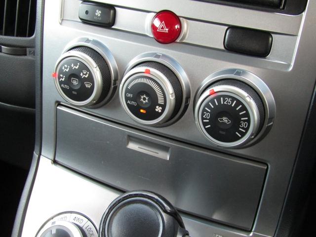 デリカＤ：５ Ｇ　パワーパッケージ　ＮＥＷカラーカスタム　アルパイン７型ＨＤＤナビ　ＣＤ／ＤＶＤ再生　地デジ　両パワスラ　後席フリップダウンモニター　バックカメラ　ＥＴＣ　フロントプロテクター　クルーズコントロール　ＨＩＤヘッドライト（30枚目）