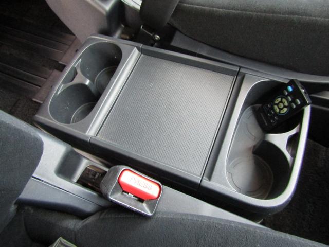 デリカＤ：５ Ｇ　パワーパッケージ　ＮＥＷカラーカスタム　アルパイン７型ＨＤＤナビ　ＣＤ／ＤＶＤ再生　地デジ　両パワスラ　後席フリップダウンモニター　バックカメラ　ＥＴＣ　フロントプロテクター　クルーズコントロール　ＨＩＤヘッドライト（38枚目）