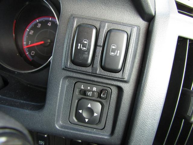 デリカＤ：５ Ｇ　パワーパッケージ　ＮＥＷカラーカスタム　アルパイン７型ＨＤＤナビ　ＣＤ／ＤＶＤ再生　地デジ　両パワスラ　後席フリップダウンモニター　バックカメラ　ＥＴＣ　フロントプロテクター　クルーズコントロール　ＨＩＤヘッドライト（43枚目）