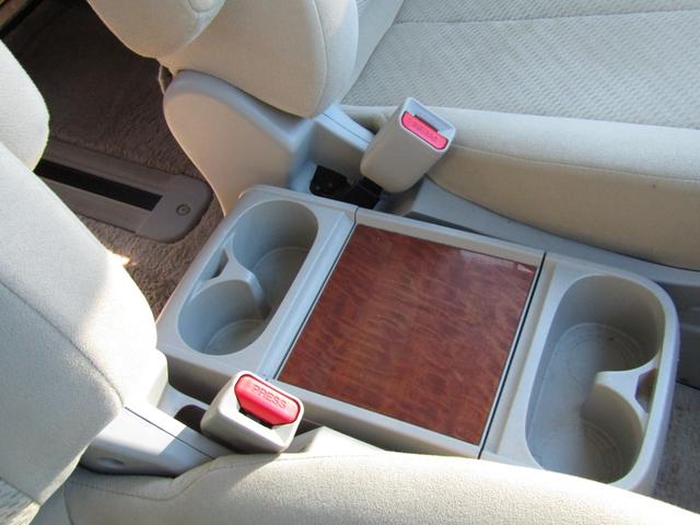 デリカＤ：５ Ｇ　パワーパッケージ　ＮＥＷカラーカスタム　７人乗り　アルパイン７型ＨＤＤナビ　ＣＤ／ＤＶＤ再生　地デジ　電動スライドドア　後席フリップダウンモニター　フロントプロテクター　ＥＴＣ　バックカメラ　クルーズコントロール（42枚目）