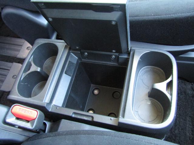 デリカD:5 G パワーパッケージ NEWカラーカスタム カロッツェリア楽ナビ CD/DVD再生 BTオーディオ 地デジ 両パワスラ バックカメラ ETC フロントプロテクター(40枚目)