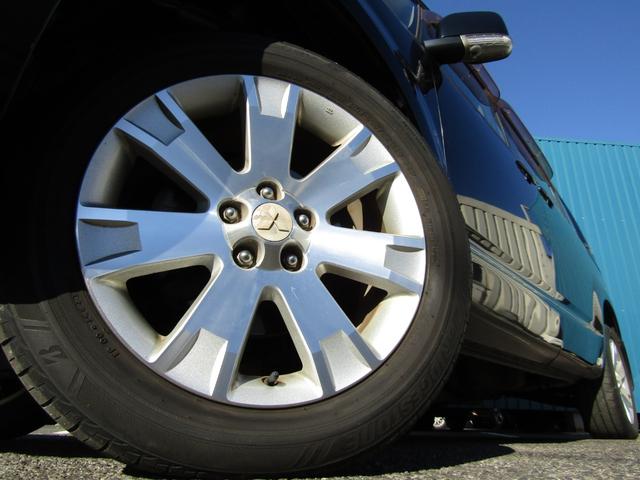 デリカＤ：５ Ｇ　パワーパッケージ　７人乗り　７型ＨＤＤナビ　ＣＤ／ＤＶＤ再生　地デジ　両パワスラ　バックカメラ　後席フリップダウンモニター　１オーナー　ＥＴＣ　クルーズコントロール　ＨＩＤヘッドライト（14枚目）