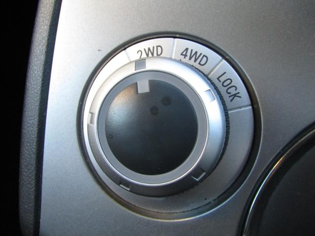 デリカＤ：５ Ｇ　パワーパッケージ　７人乗り　７型ＨＤＤナビ　ＣＤ／ＤＶＤ再生　地デジ　両パワスラ　バックカメラ　後席フリップダウンモニター　１オーナー　ＥＴＣ　クルーズコントロール　ＨＩＤヘッドライト（44枚目）