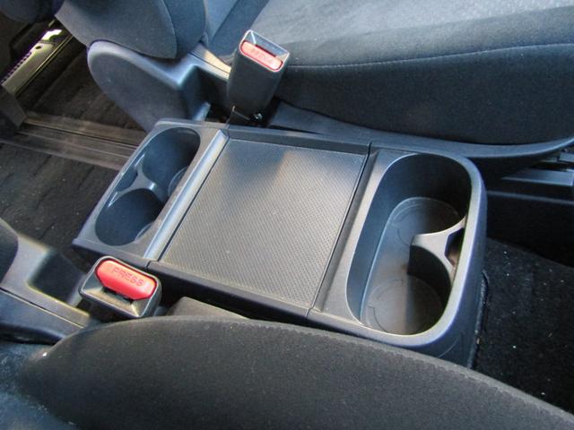 デリカＤ：５ Ｇ　パワーパッケージ　７人乗り　７型ＨＤＤナビ　ＣＤ／ＤＶＤ再生　地デジ　両パワスラ　バックカメラ　後席フリップダウンモニター　１オーナー　ＥＴＣ　クルーズコントロール　ＨＩＤヘッドライト（49枚目）