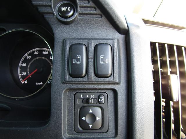 デリカＤ：５ Ｇ　パワーパッケージ　７人乗り　７型ＨＤＤナビ　ＣＤ／ＤＶＤ再生　地デジ　両パワスラ　バックカメラ　後席フリップダウンモニター　１オーナー　ＥＴＣ　クルーズコントロール　ＨＩＤヘッドライト（53枚目）