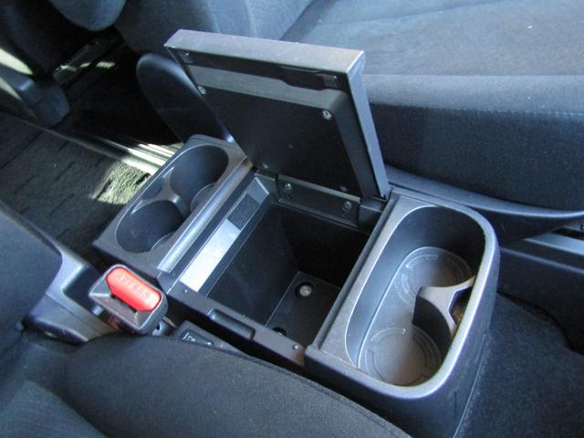 デリカD:5 D パワーパッケージ 7人乗り リフトUPカスタム カロッツェリア楽ナビ CD/DVD再生 BTオーディオ 地デジ 両パワスラ バックカメラ エルフォード16AW JAOSサイドステップ ETC シートヒーター(50枚目)