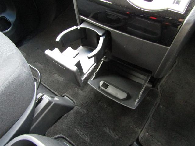 デリカＤ：５ Ｄ　パワーパッケージ　アルパイン９型ＢＩＧＸ　ＣＤ／ＤＶＤ再生　ＢＴオーディオ　地デジ　両パワスラ　バックカメラ　ＥＴＣ　シートヒーター　クルーズコントロール　ＨＩＤヘッドライト（44枚目）