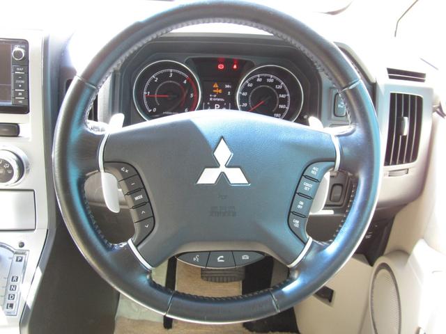 デリカＤ：５ Ｄ　プレミアム　７人乗り　純正ＳＤマルチ　ＣＤ／ＤＶＤ再生　ＢＴオーディオ　地デジ　ＵＳＢ接続　ロックフォードサウンド　両パワスラ　Ｆ／Ｓ／Ｒカメラ　エレクトリックテールゲート　ＥＴＣ　ヒーター付き電動シート（30枚目）