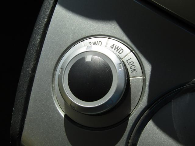 デリカＤ：５ Ｄ　プレミアム　７人乗り　純正ＳＤマルチ　ＣＤ／ＤＶＤ再生　ＢＴオーディオ　地デジ　ＵＳＢ接続　ロックフォードサウンド　両パワスラ　Ｆ／Ｓ／Ｒカメラ　エレクトリックテールゲート　ＥＴＣ　ヒーター付き電動シート（42枚目）