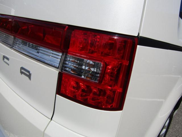 デリカＤ：５ Ｄ　プレミアム　７人乗り　純正ＳＤマルチ　ＣＤ／ＤＶＤ再生　ＢＴオーディオ　地デジ　ＵＳＢ接続　ロックフォードサウンド　両パワスラ　Ｆ／Ｓ／Ｒカメラ　エレクトリックテールゲート　ＥＴＣ　ヒーター付き電動シート（57枚目）