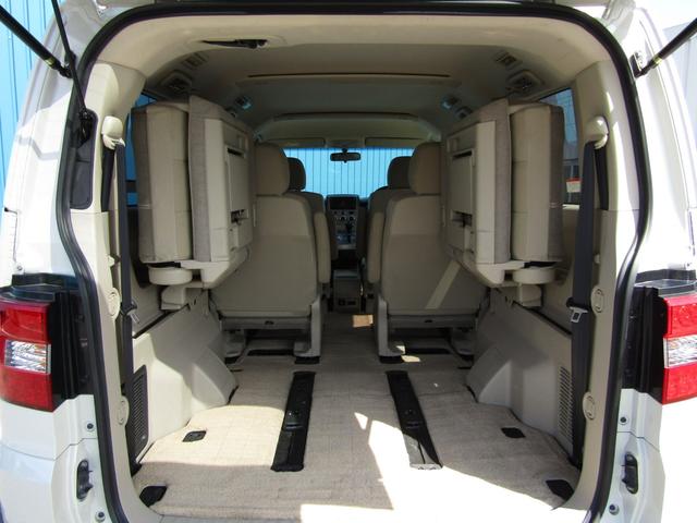 デリカＤ：５ Ｄ　プレミアム　７人乗り　純正ＳＤマルチ　ＣＤ／ＤＶＤ再生　ＢＴオーディオ　地デジ　ＵＳＢ接続　ロックフォードサウンド　両パワスラ　Ｆ／Ｓ／Ｒカメラ　エレクトリックテールゲート　ＥＴＣ　ヒーター付き電動シート（63枚目）
