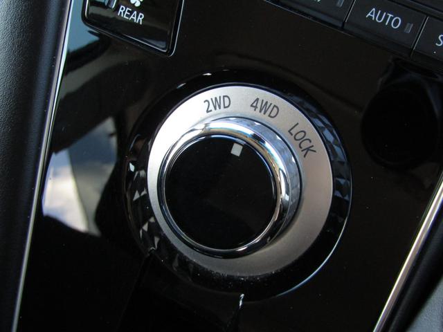 デリカＤ：５ Ｐ　１０．１型ナビ　ＣＤ／ＤＶＤ再生　ＢＴオーディオ　地デジ　両パワスラ　アラウンドビューモニター　エレクトリックテールゲート　オートステップ　エクストリームＪ１６インチＸＪ０６＋オープンカントリー（42枚目）