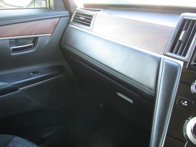 デリカＤ：５ Ｐ　１０．１型ナビ　ＣＤ／ＤＶＤ再生　ＢＴオーディオ　地デジ　両パワスラ　アラウンドビューモニター　エレクトリックテールゲート　オートステップ　エクストリームＪ１６インチＸＪ０６＋オープンカントリー（44枚目）