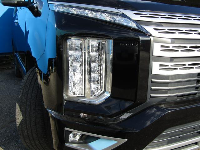 デリカＤ：５ Ｐ　７人乗り　１０．１型メモリナビ　ＣＤ／ＤＶＤ再生　ＢＴオーディオ　地デジ　両パワスラ　アラウンドビューモニター　エレクトリックテールゲート　オートステップ　ｅアシスト　ヒーター付き電動シート　ＬＥＤ（18枚目）