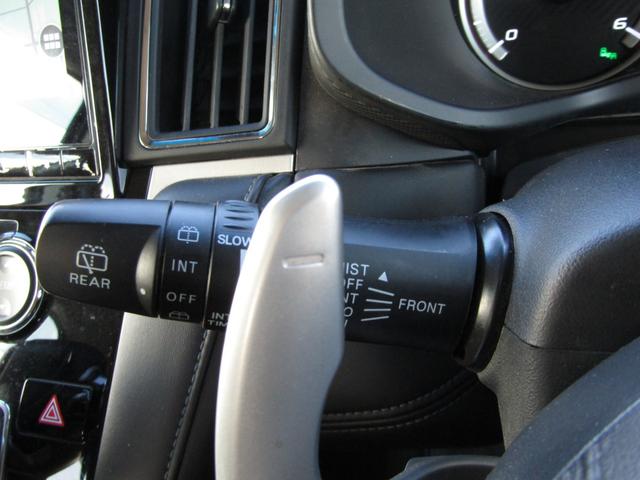 デリカＤ：５ Ｐ　７人乗り　１０．１型メモリナビ　ＣＤ／ＤＶＤ再生　ＢＴオーディオ　地デジ　両パワスラ　アラウンドビューモニター　エレクトリックテールゲート　オートステップ　ｅアシスト　ヒーター付き電動シート　ＬＥＤ（48枚目）