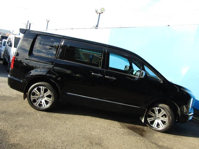 デリカＤ：５ Ｐ　７人乗り　１０．１型メモリナビ　ＣＤ／ＤＶＤ再生　ＢＴオーディオ　地デジ　両パワスラ　アラウンドビューモニター　エレクトリックテールゲート　オートステップ　ｅアシスト　ヒーター付き電動シート　ＬＥＤ（60枚目）