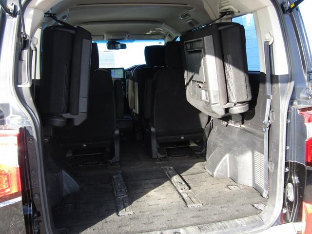 デリカＤ：５ Ｐ　７人乗り　１０．１型メモリナビ　ＣＤ／ＤＶＤ再生　ＢＴオーディオ　地デジ　両パワスラ　アラウンドビューモニター　エレクトリックテールゲート　オートステップ　ｅアシスト　ヒーター付き電動シート　ＬＥＤ（65枚目）