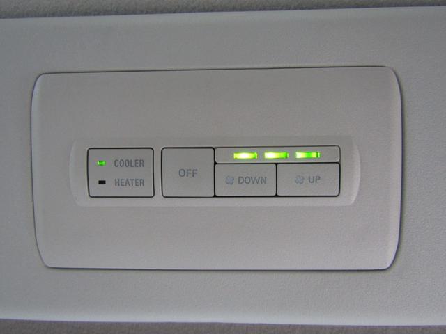 デリカＤ：５ Ｐ　イクリプス１０．１型フローティングナビ　ＢＴオーディオ　地デジ　両パワスラ　アラウンドビューモニター　エレクトリックテールゲート　ヒーター付き電動シート　ＥＴＣ　ｅアシスト　ＬＥＤヘッドライト（55枚目）