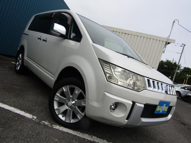 デリカＤ：５ Ｇ　プレミアム　７人乗り　純正ＨＤＤマルチ　ＣＤ／ＤＶＤ再生　地デジ　ロックフォードサウンド　両パワスラ　Ｆ／Ｓ／Ｒカメラ　エレクトリックテールゲート　ＥＴＣ　ヒーター付き電動シート　クルーズコントロール　ＨＩＤ（23枚目）