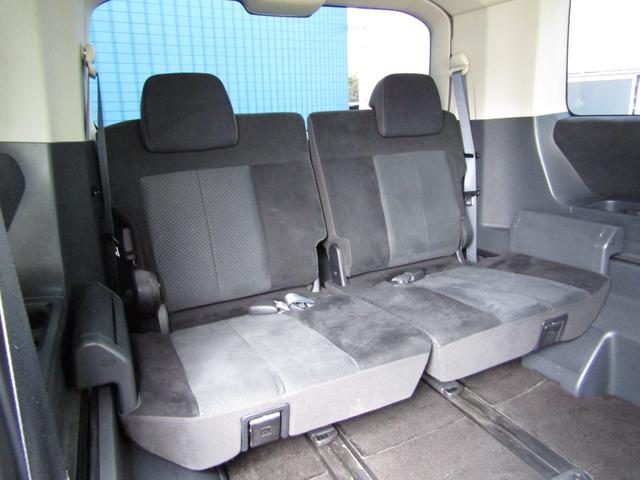 デリカＤ：５ Ｇ　プレミアム　７人乗り　純正ＨＤＤマルチ　ＣＤ／ＤＶＤ再生　地デジ　ロックフォードサウンド　両パワスラ　Ｆ／Ｓ／Ｒカメラ　エレクトリックテールゲート　ＥＴＣ　ヒーター付き電動シート　クルーズコントロール　ＨＩＤ（28枚目）