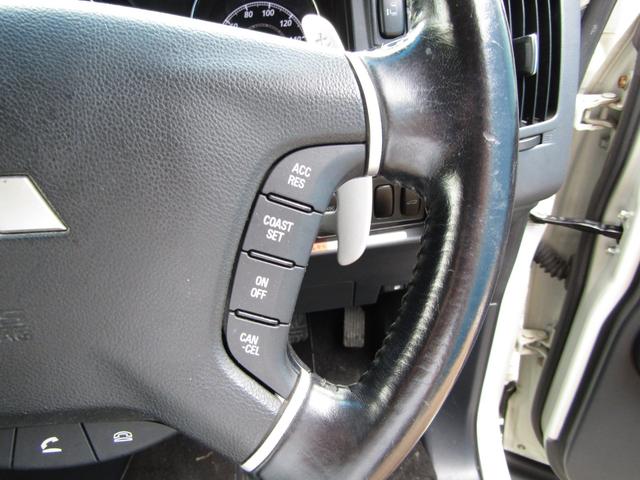 デリカＤ：５ Ｇ　プレミアム　７人乗り　純正ＨＤＤマルチ　ＣＤ／ＤＶＤ再生　地デジ　ロックフォードサウンド　両パワスラ　Ｆ／Ｓ／Ｒカメラ　エレクトリックテールゲート　ＥＴＣ　ヒーター付き電動シート　クルーズコントロール　ＨＩＤ（33枚目）